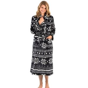 🌙NWT Veami Women's Aspen Fleece Bathrobe